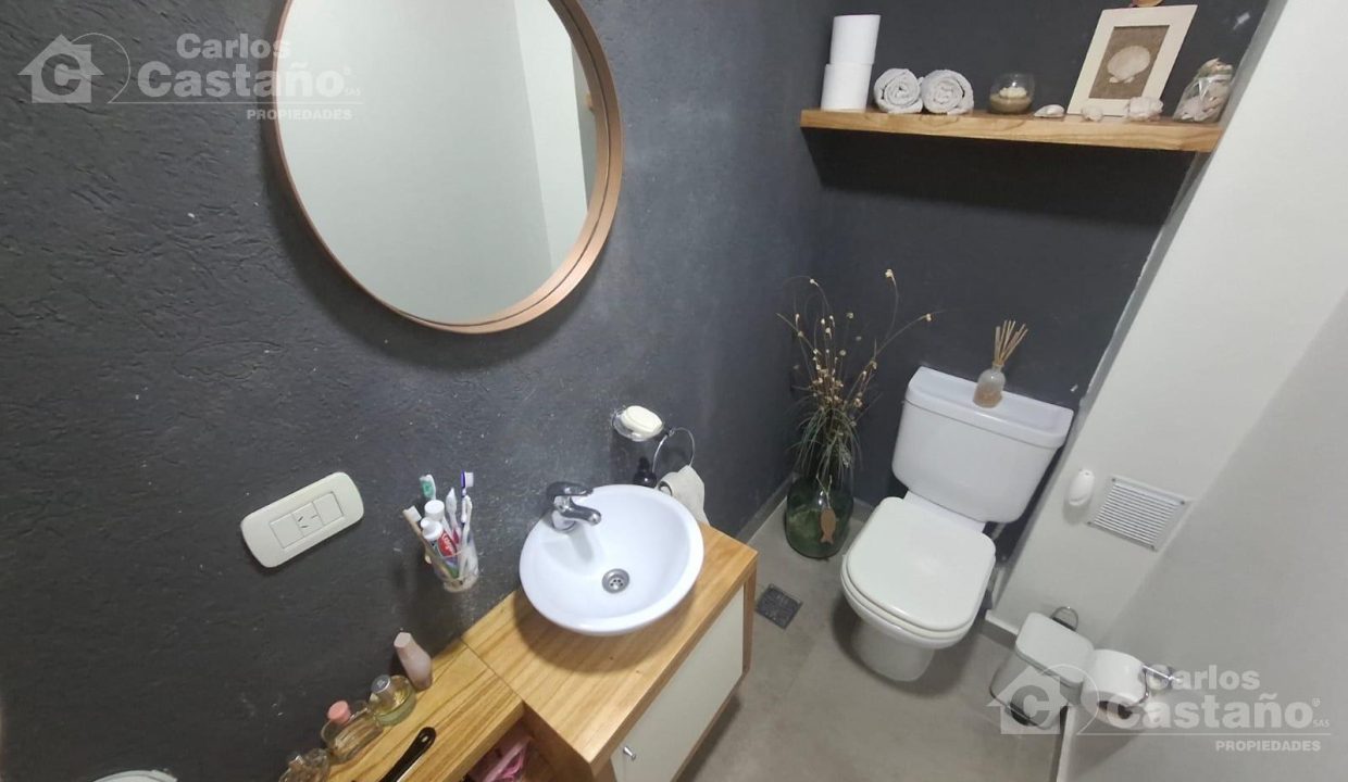 7843951_50302692899230432001338188356004131485767476823022811754208869311043207462537