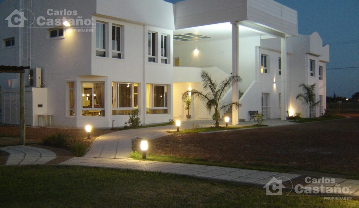 7857093_108761688083358298903204888882524774783612916509500272298084029061641760714977