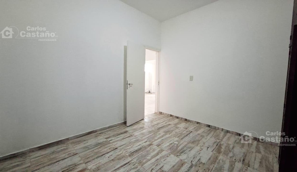 7864283_11097735105508216399525494120194479350766642389418144984952078212588020084754