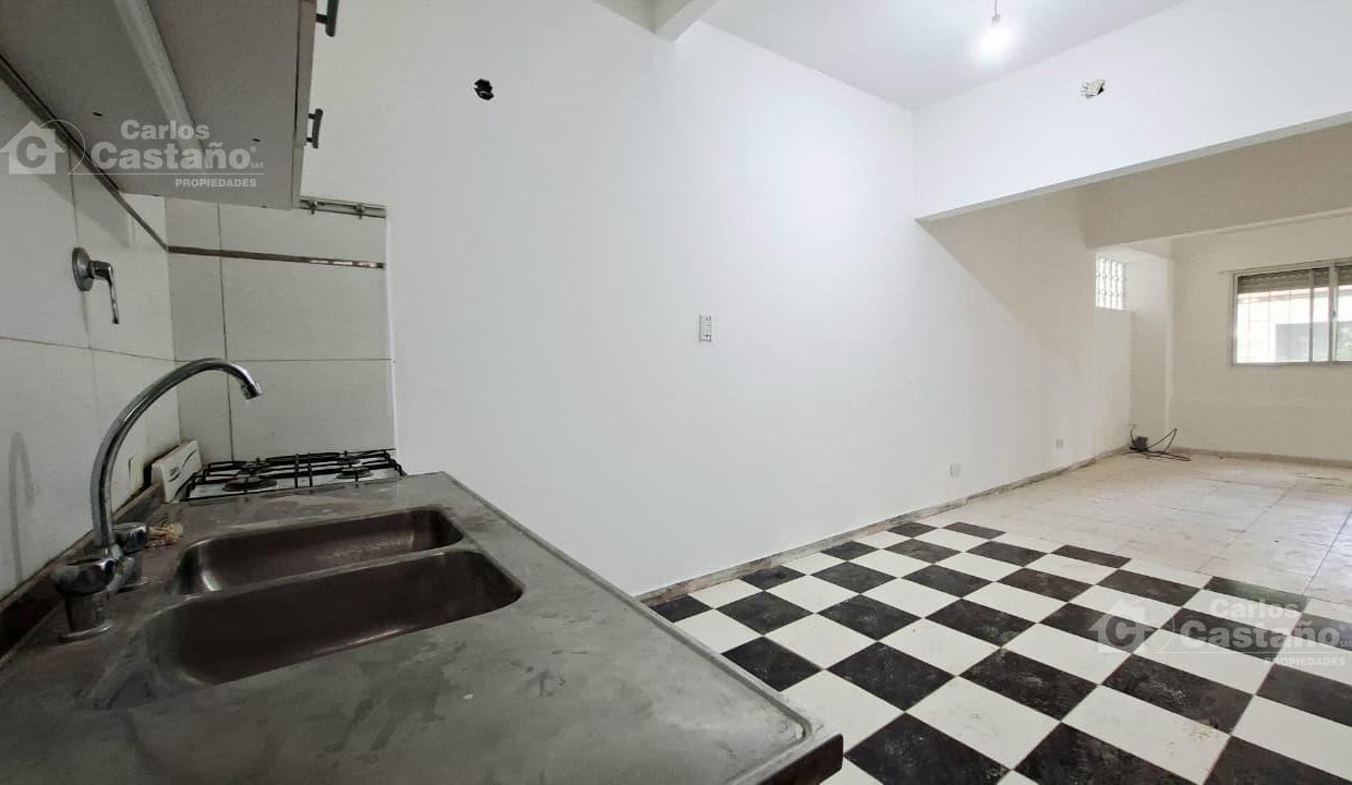 7864283_79091632311488469034209163745922813017720458310759140934511118900349593175645