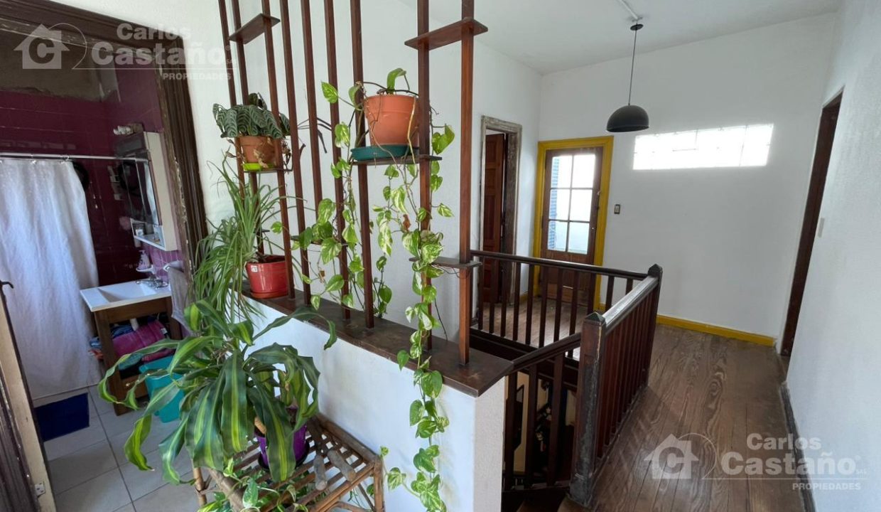 7866281_48737377414057833917679815997314159392711469747577570360039107058132950105553