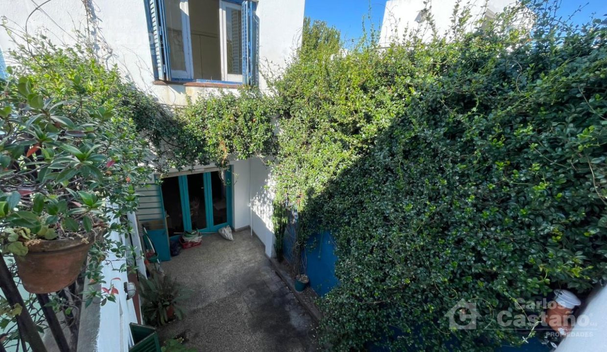 7866281_66595113310578171488546961016925660389553574340487567924061270910784935453702