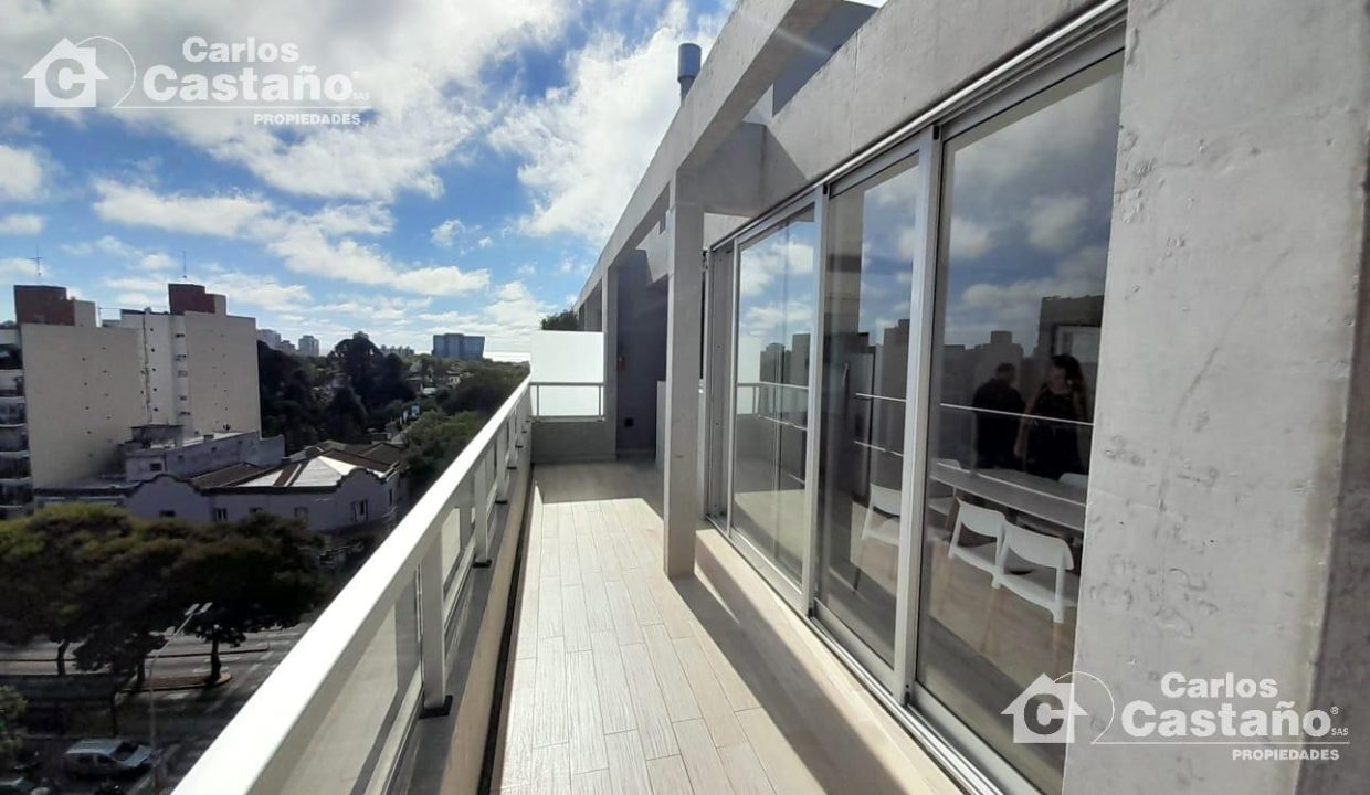 7867315_107643747137148289495271156232495525836902599234409902672893920073390305498194