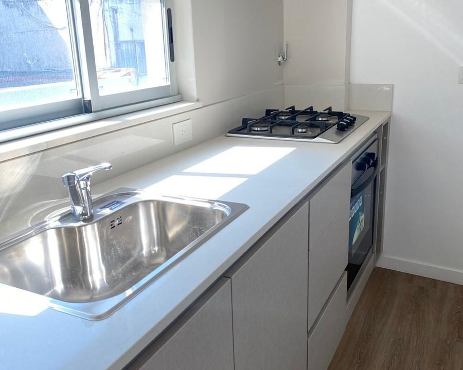 7867315_18744717901482081779656555713798912720475477284142317064389281649869063257877