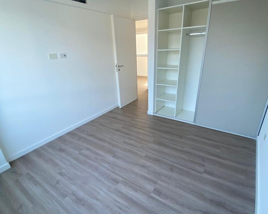 7867315_33680839670156805236396897208713062025527170551046823337474199501965352547054