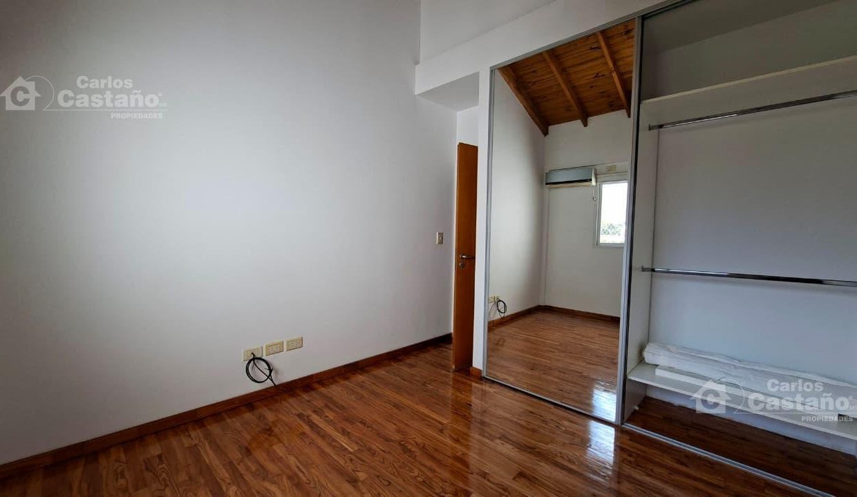 7870190_108243835065980936056224929466570732029583992091400051129776792659526567483069