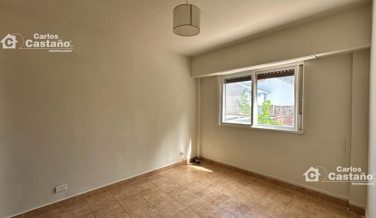 7877519_66305395540700381827179867062849363102514218900438621852102975662154267559275