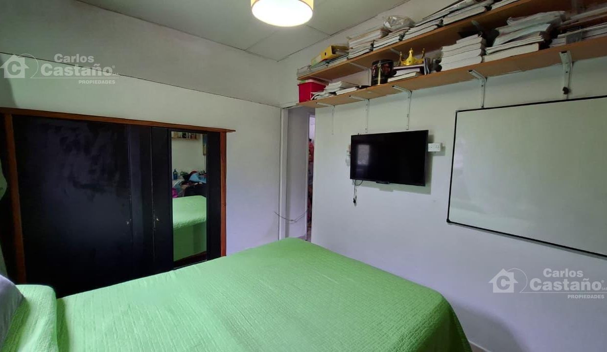 3325673_6849790446221948696112166765629718956897560955563538822221633690606797130184