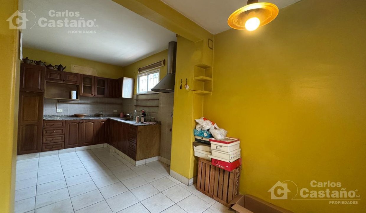 6984079_29443435300633818149568577825213109759674685963217379448111179748189667066753