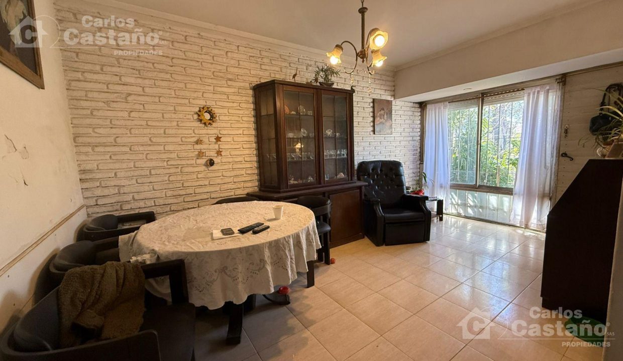 7318333_46157227940053237408775868787041878883112326862155752477408589590726638782059