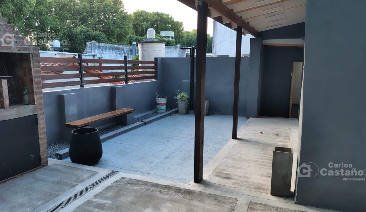 7909180_68927662986425412640281335823051350746167256214096381825272197895047458771846