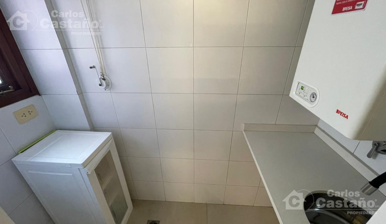 7928977_102827928350370614506683214536205043058518746937072838025918929211384301153629