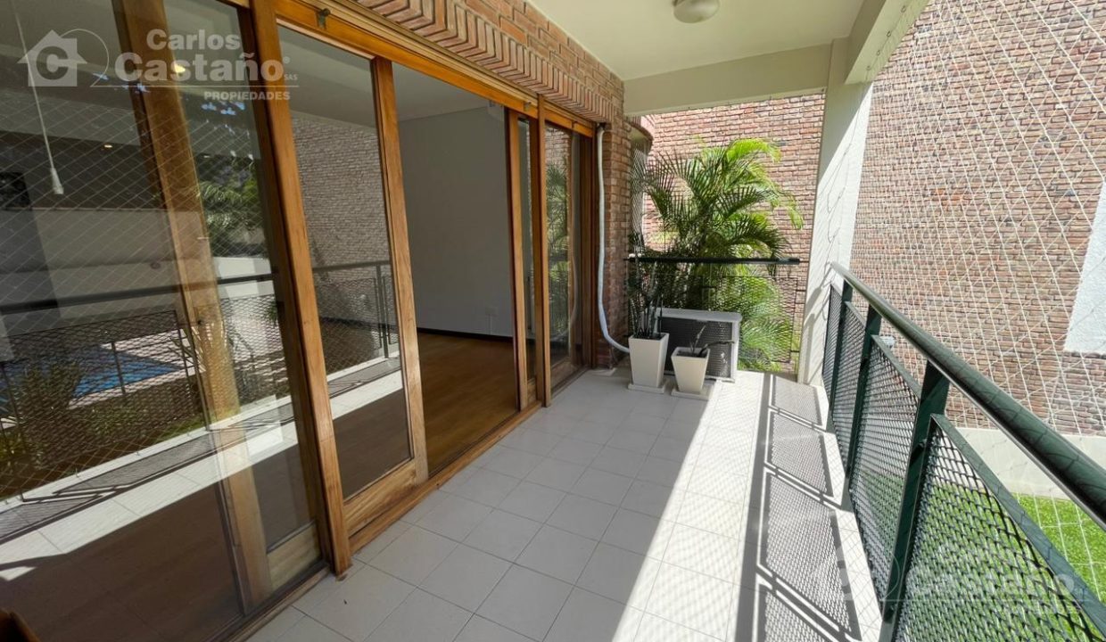 7928977_22243302608294827217394064861341474692238319819097736053958263548964475828438