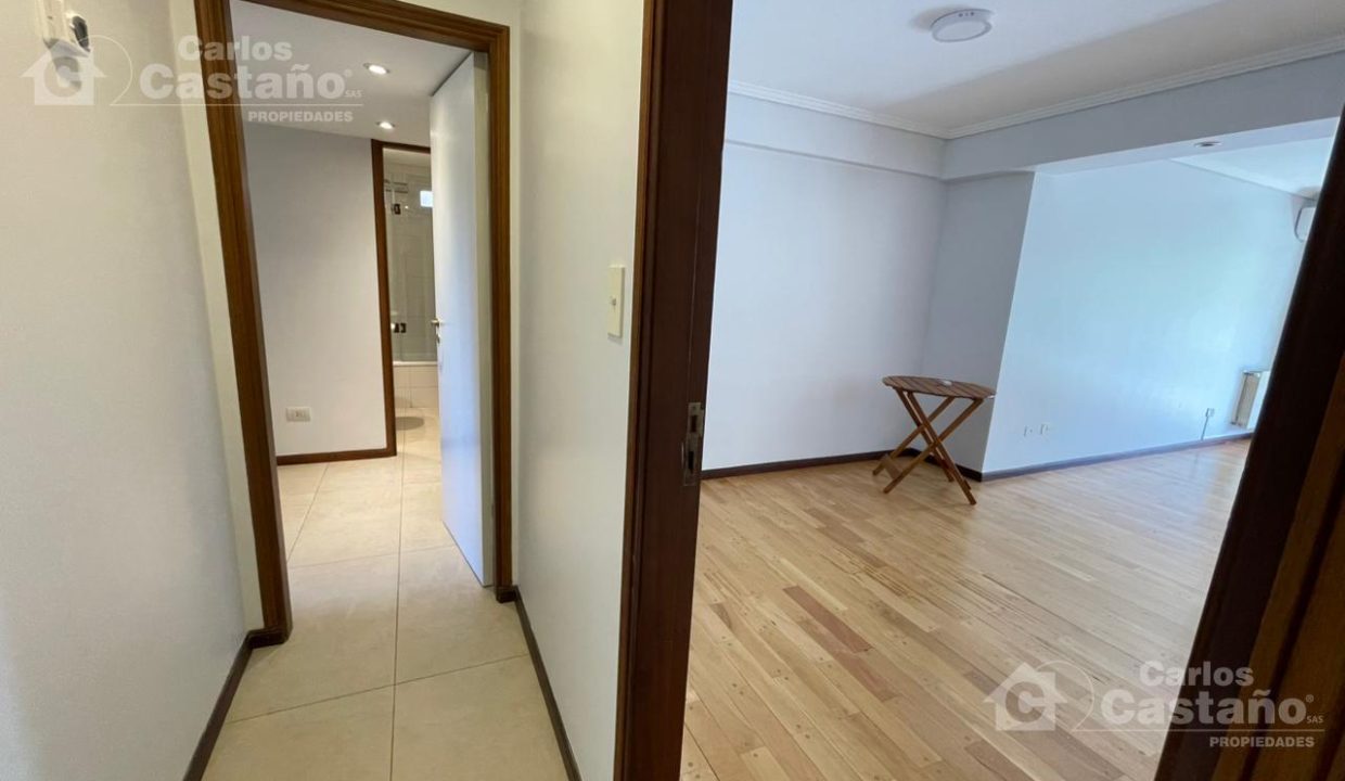 7928977_86866927222916312653804010507488748272687538407689053361787970166374070570348