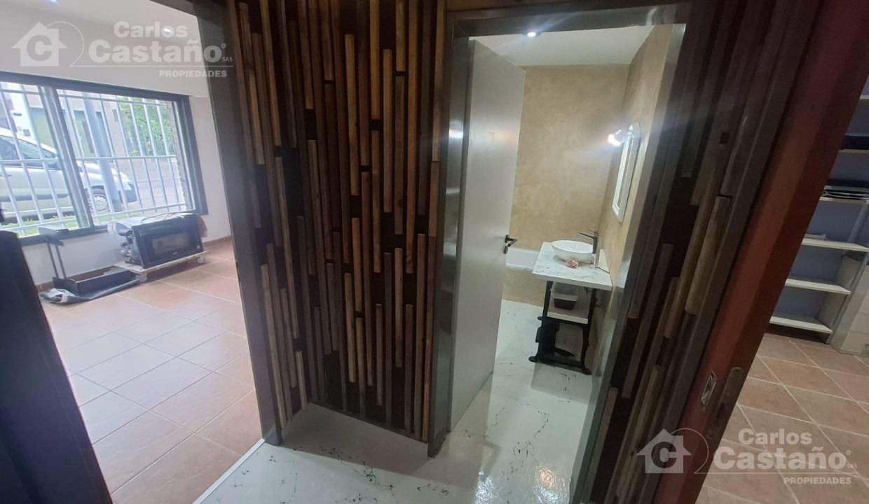 7940942_12858182585249501705582780182456939365857578588126040768922701288653501031088