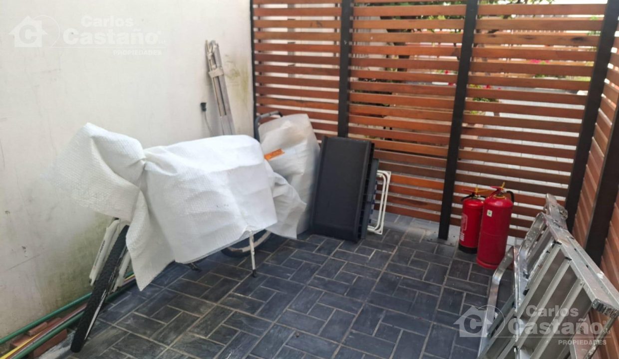 7940942_44995860282957040311890363155852128907028584681949527895647878471279142616355