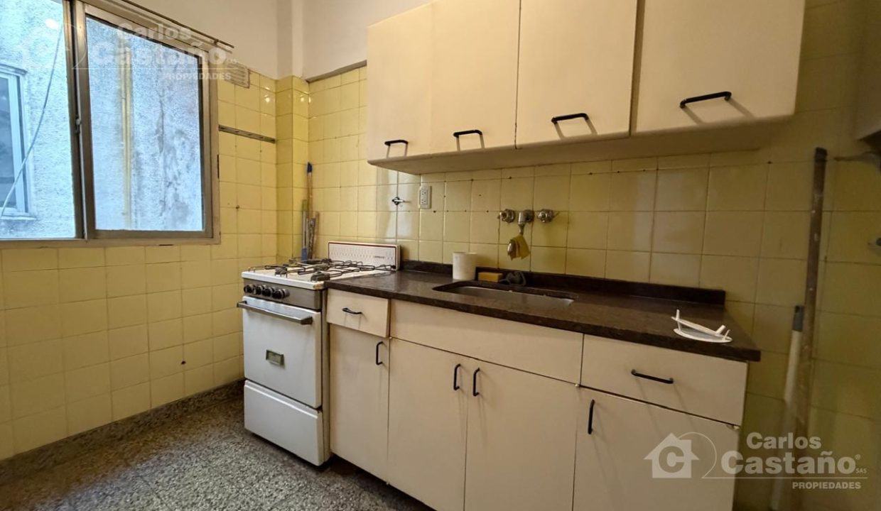 7963406_4218597551150131616356070516514440554284531988768565127093036521501414589301