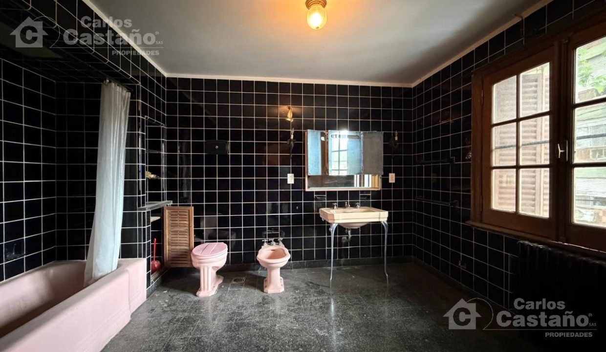 7963504_26788396159548568535403183535303400429330111410635112747789598499949982308671