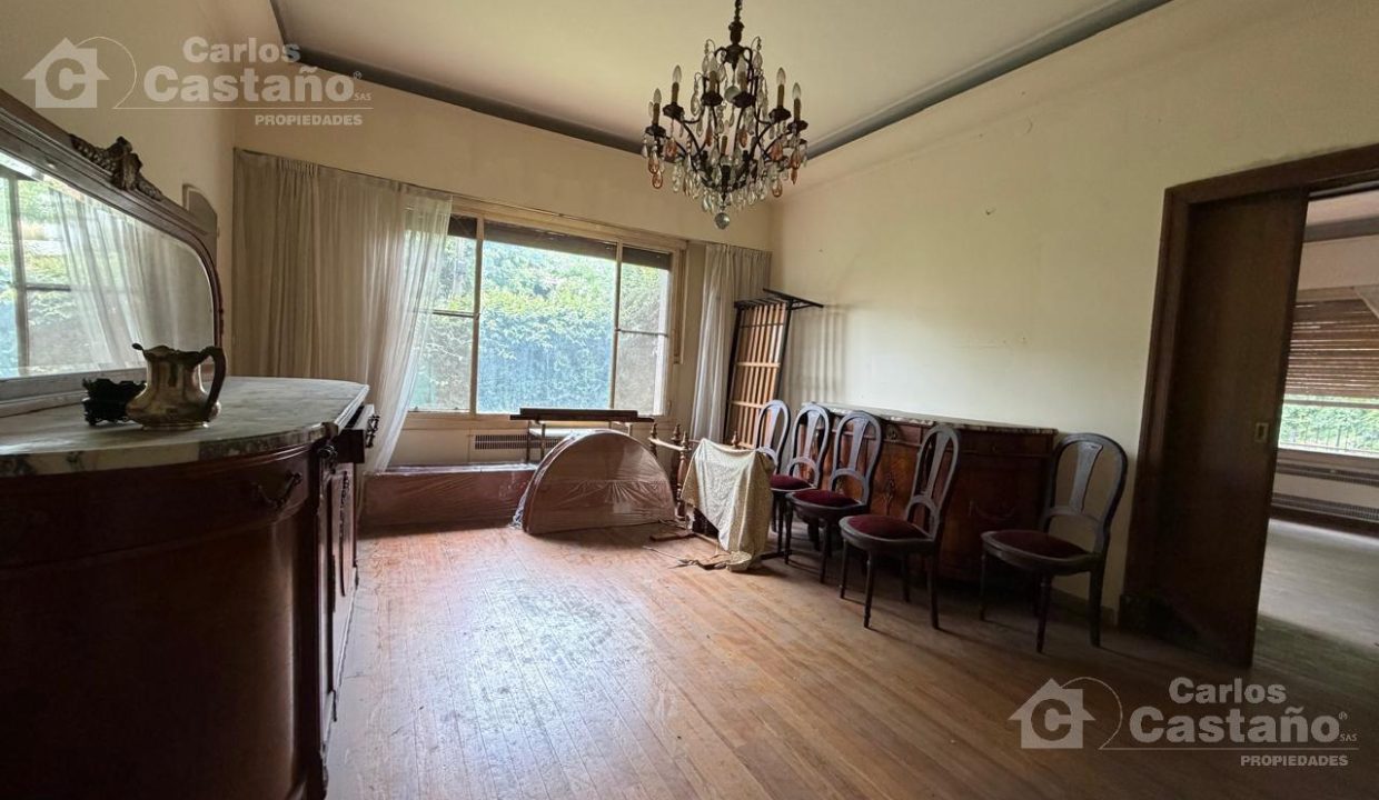 7963504_65771969570408883809335330247329417628384602499595429073967820529777094754289