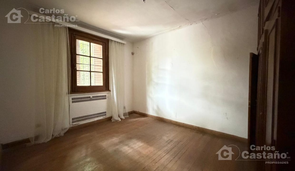 7963504_74619712471140880839004900755566193300260928135071782294988370850457377799416