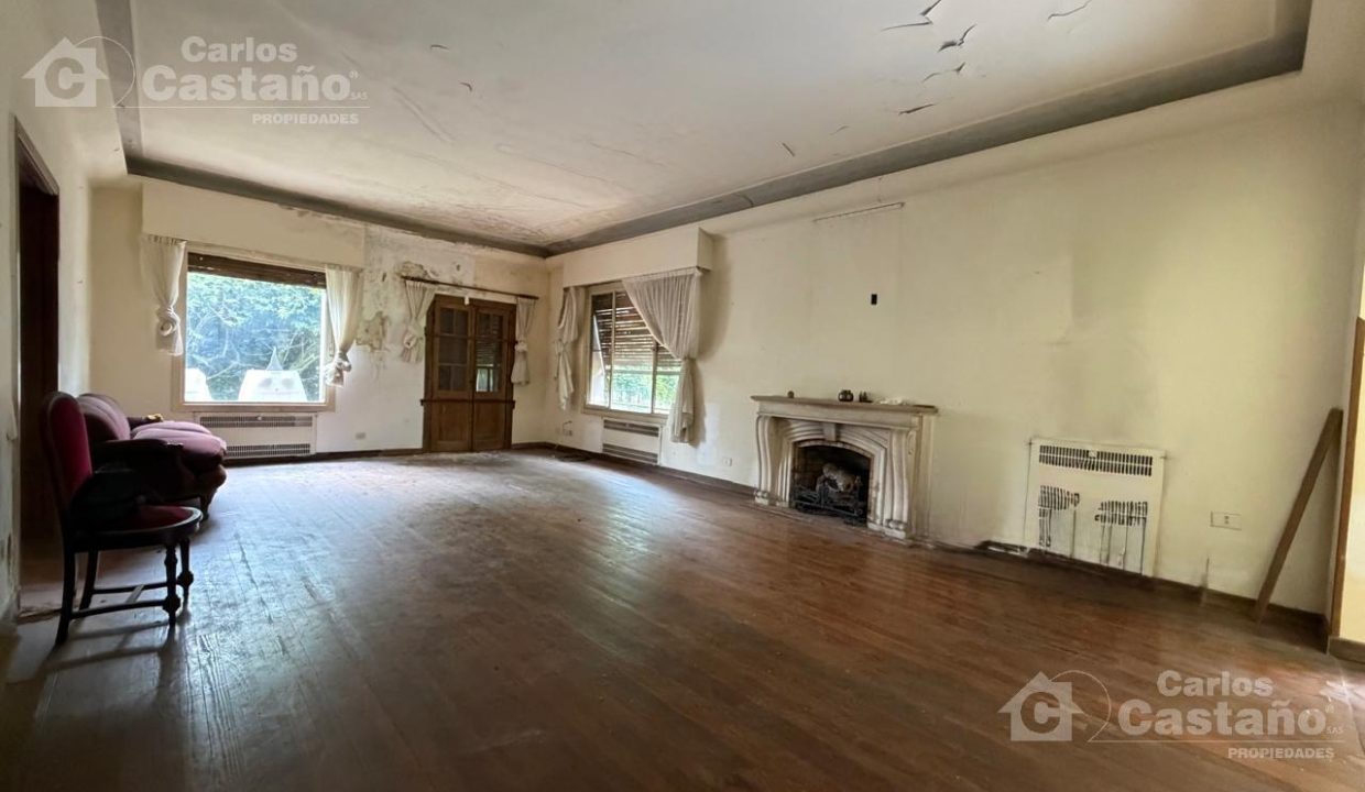 7963504_81542885804065932563167666372081536230954706271650645636945370964353534355603