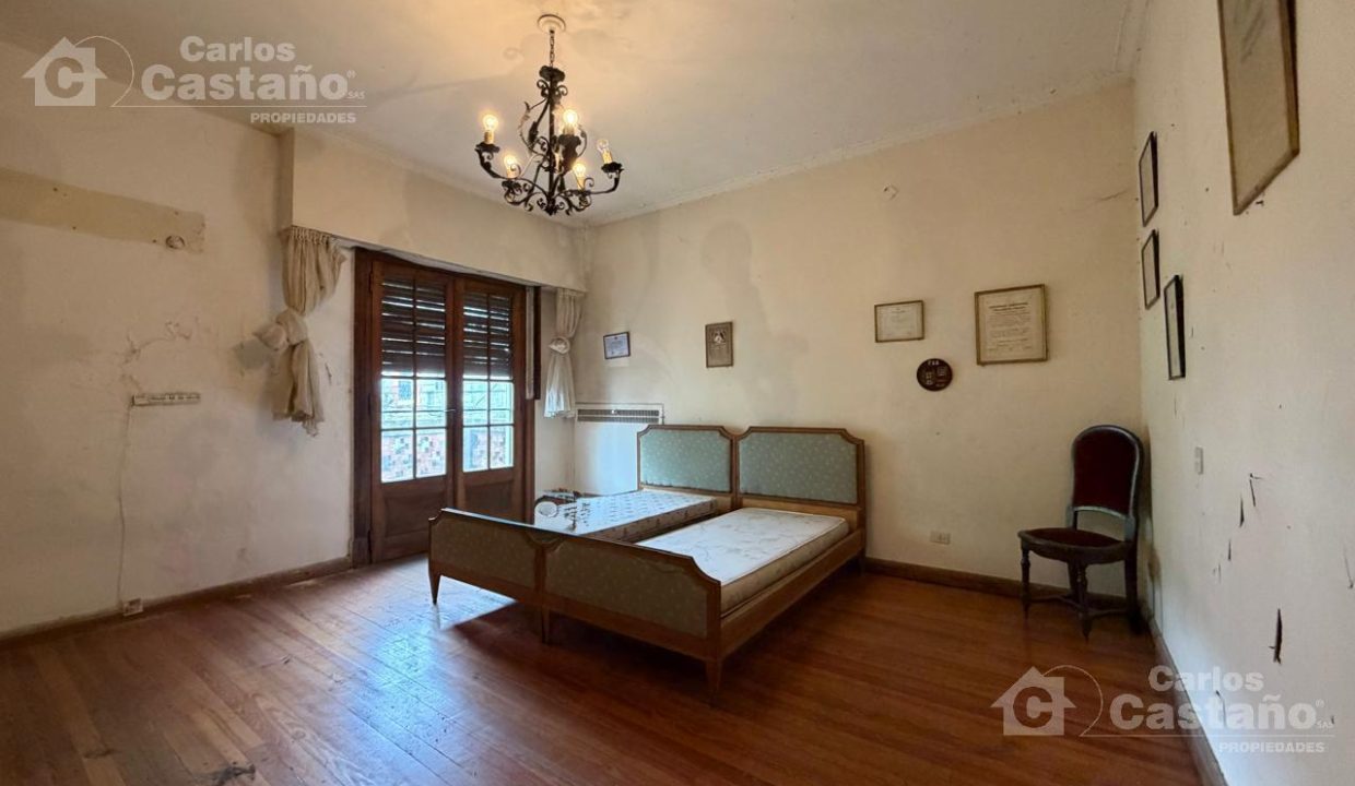 7963504_87099542837236371258557658055974856233777706252277733770331560322305956393962