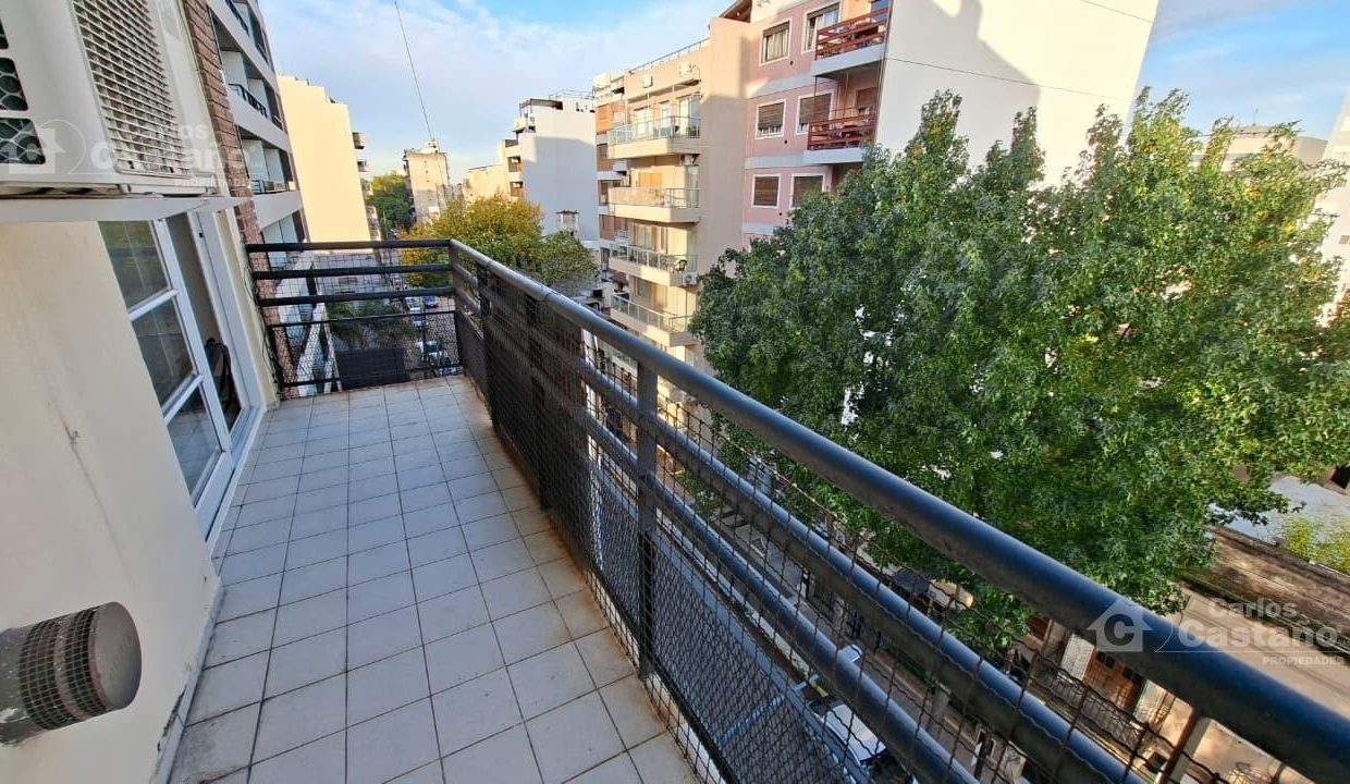 7963541_29297217753157969846369225920774276092675001338362741709477938017501147497648