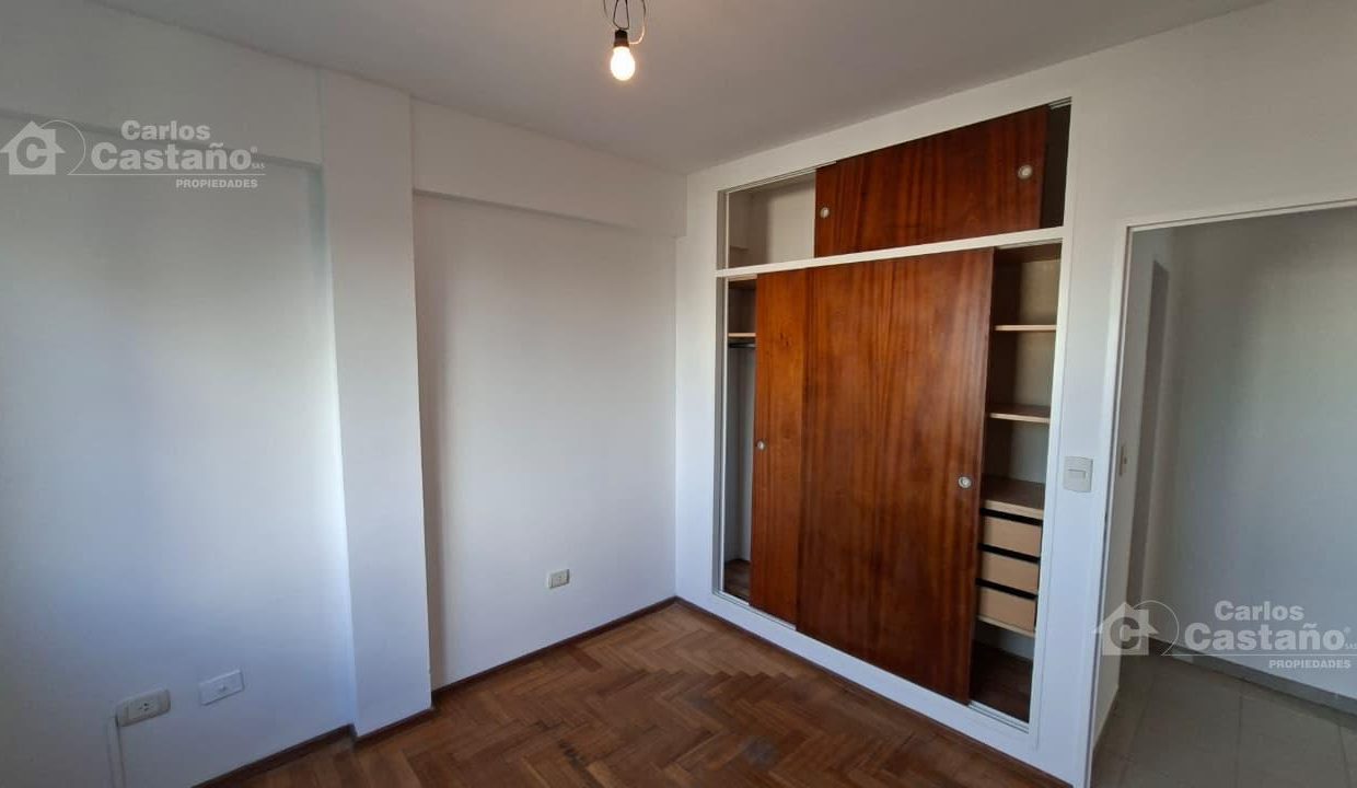 7963541_37846457257753483143333032633073424362573051693401652295878250986682973729312