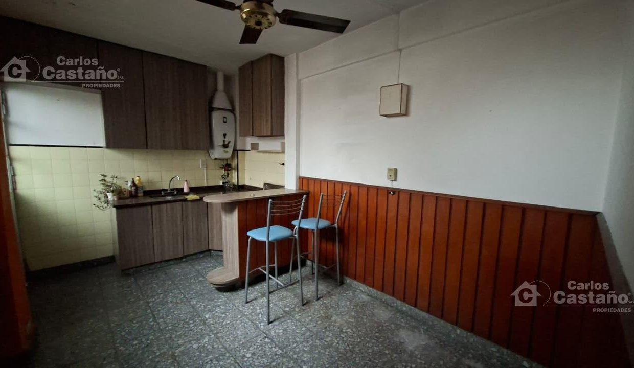 7965650_58056847492846390480610959254597143262412716413005760838365049792293812208230