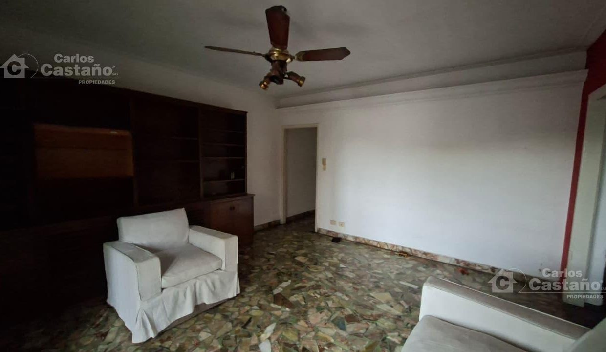 7965650_87962887822149999689261523872875894114533576115440523359707418813700127238916