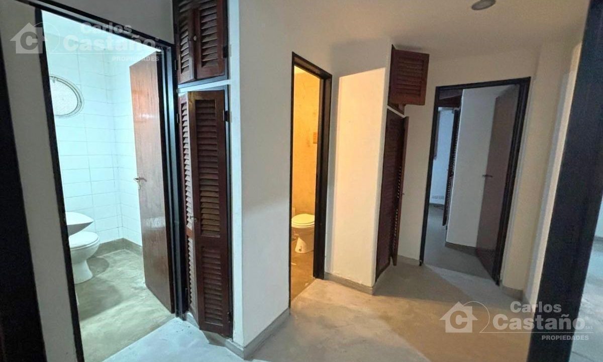 7970537_11452026620186826741860685544202598904715399296415374435252333648969213270509