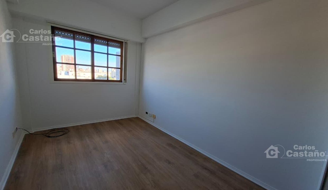 7970832_30242145196614712432267506500722313767999480861210748140274907580868003127330