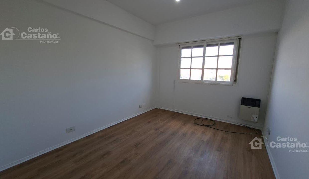 7970832_97292521223354847030165081749788301783647167948712827769325840751528175080931