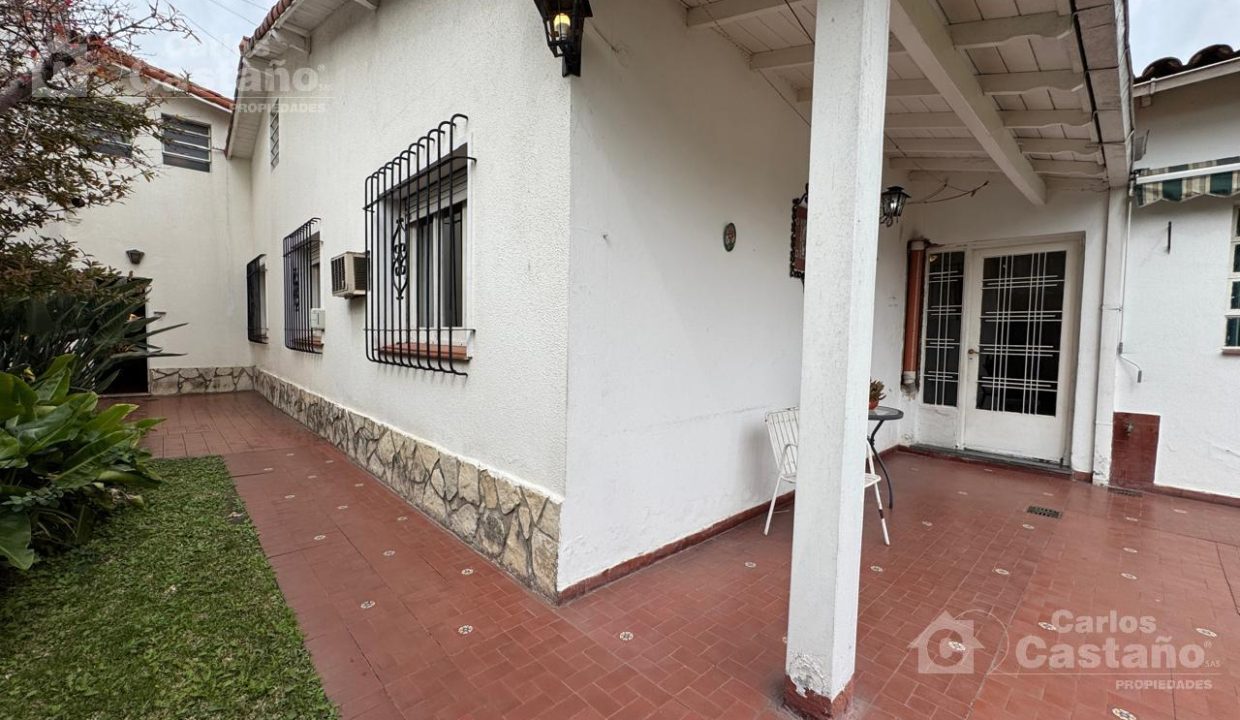 8156713_108710100340950565106086356031721689927076754064955898867593793807497542206864
